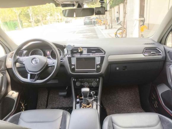 [上海·沪B] 二手大众途观L2017款 380TSI 自动四驱豪华版