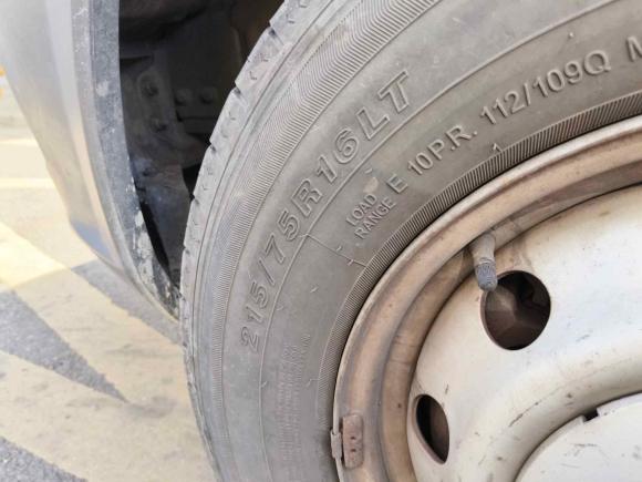 [宁波·浙B] 二手上汽大通MAXUS新途V802019款 2.5T经典款AMT傲运通短轴中顶5/6座