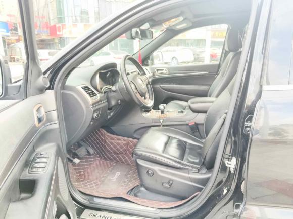 [上海·沪B] 二手Jeep大切诺基2014款 3.0TD 柴油 舒享导航版