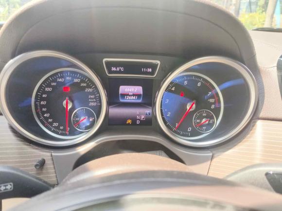 [广州·琼A] 二手奔驰奔驰GLE2018款 GLE 400 4MATIC 臻藏版