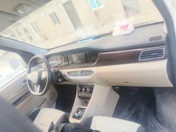 [武汉·鄂A] 二手长安跨越跨越星V7 EV2022款 标准型270km