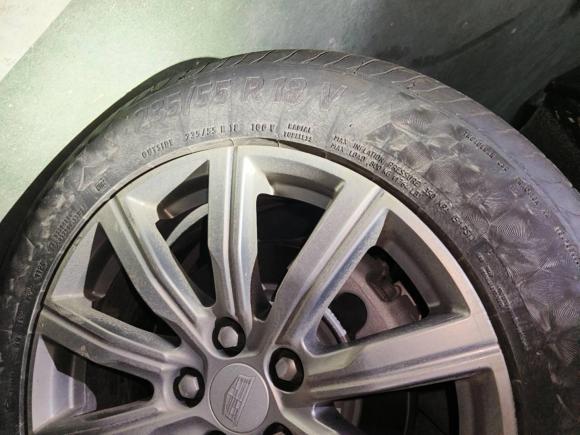 [上海·沪C] 二手凯迪拉克凯迪拉克XT42020款 改款 28T 两驱领先型