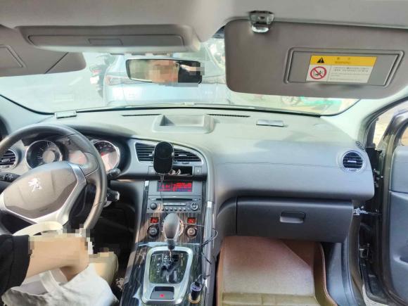 [南昌·赣A] 二手标致标致30082013款 2.0L 自动潮流版