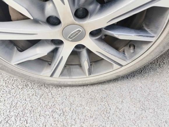 [杭州·浙A] 二手吉利汽车帝豪2022款 第4代 1.5L CVT尊贵型