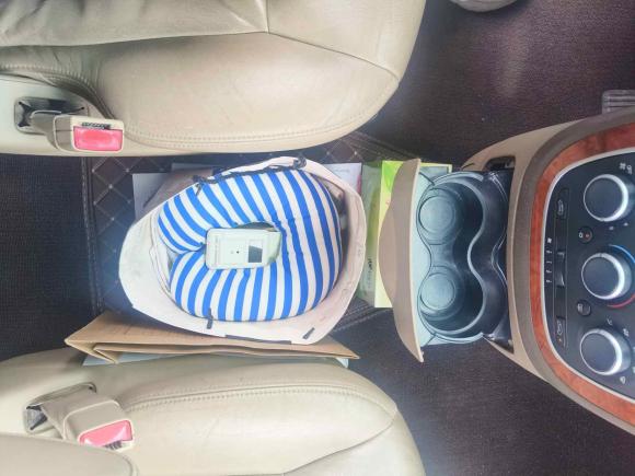 [合肥·皖A] 二手别克别克GL82011款 2.4L LT行政版