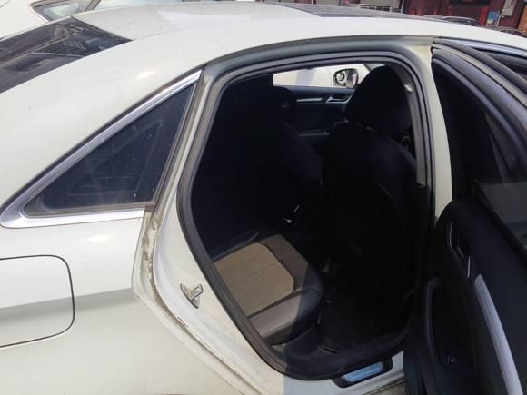 [义乌·浙G] 二手奥迪奥迪A32014款 Limousine 40 TFSI S line 舒适型