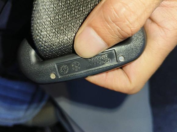 [深圳·粤B] 二手起亚起亚K32013款 1.6L 自动DLX