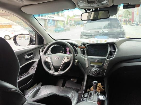 [佛山·粤Y] 二手现代胜达2013款 2.0T 自动四驱顶级型