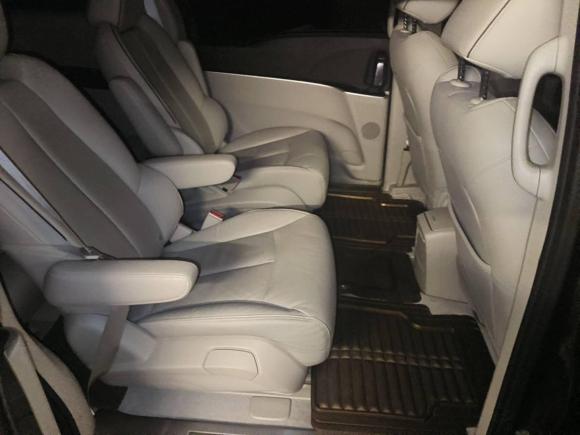 [广州·粤A] 二手别克别克GL82021款 陆上公务舱 652T 豪华型