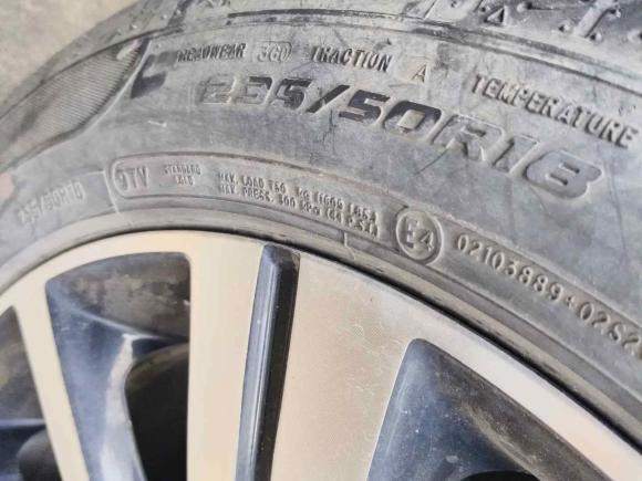 [深圳·赣D] 二手荣威荣威RX52019款 20T 两驱自动4G互联铂金版