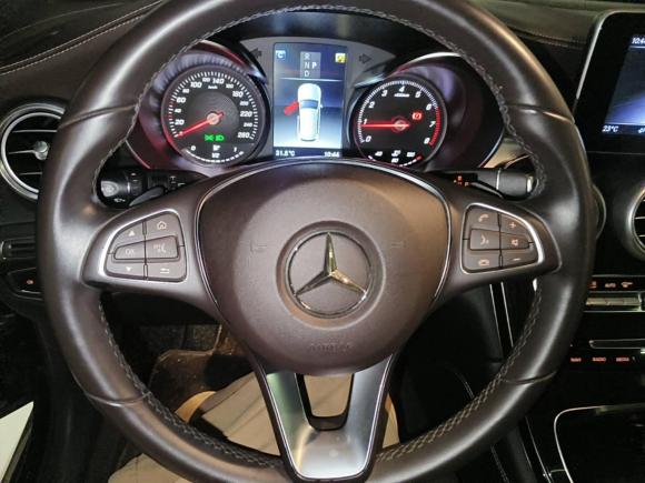 [深圳·粤B] 二手奔驰奔驰GLC2018款 GLC 260 4MATIC 动感型