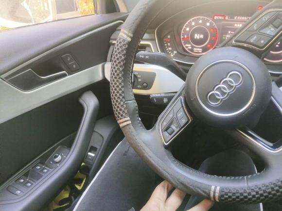 [上海·沪B] 二手奥迪奥迪A4L2018款 30周年年型 40 TFSI 时尚型