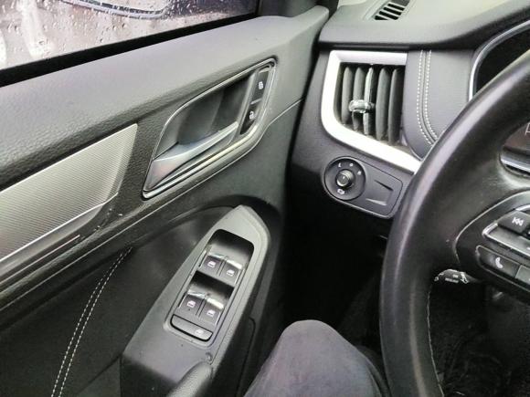 [上海·沪A] 二手荣威荣威RX5新能源2017款 eRX5 50T 混动互联尊荣旗舰版