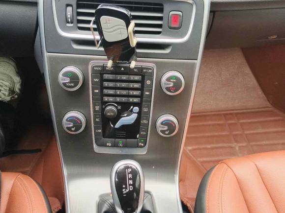 [嘉兴·浙F] 二手沃尔沃沃尔沃V602015款 T5 智雅版