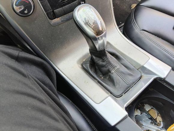 [上海·豫S] 二手沃尔沃沃尔沃XC602013款 T5 智雅版