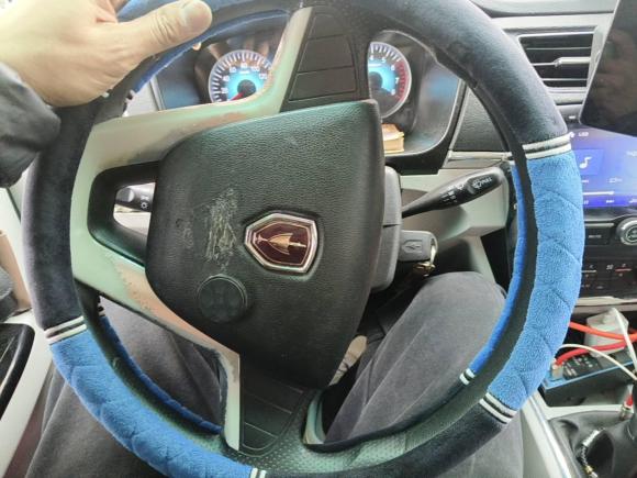 [无锡·苏B] 二手金杯新海狮X30L2022款 1.5L豪华中央空调版客车国VI SWC15M