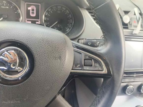 [成都·川A] 二手斯柯达明锐2015款 1.4TSI DSG逸俊版