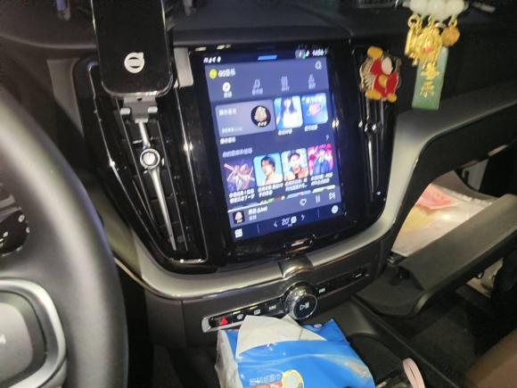 [杭州·浙A] 二手沃尔沃沃尔沃XC602025款 B5 四驱智逸豪华版