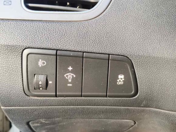 [武汉·鄂A] 二手现代朗动2016款 1.6L 自动尊贵型