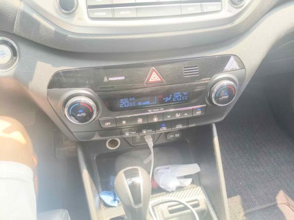 [金华·浙G] 二手现代途胜2015款 1.6T 双离合两驱智能型