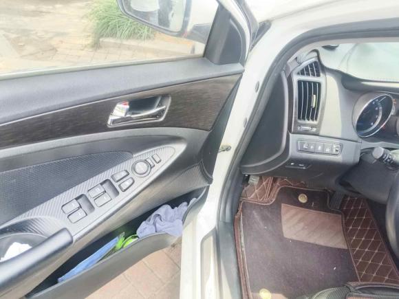 [温州·浙C] 二手现代索纳塔2013款 2.0L 自动尊贵版