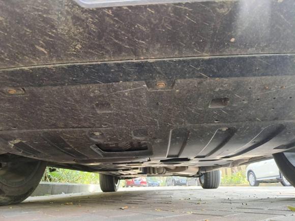 [广州·粤A] 二手广汽传祺传祺GS82022款 双擎系列 2.0TM 四驱尊贵版 （六座）