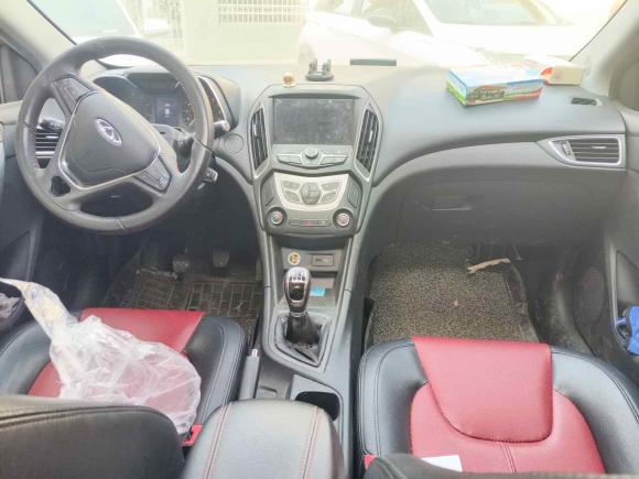 [南通·苏F] 二手奇瑞艾瑞泽52017款 SPORT 1.5T 手动豪华版