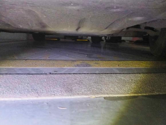 [广州·粤A] 二手宝马宝马3系2015款 320i 超悦版时尚型