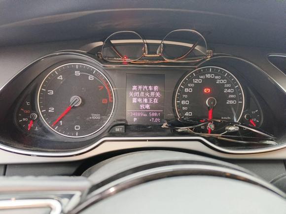 [苏州·苏E] 二手奥迪奥迪A4L2013款 35 TFSI 自动标准型