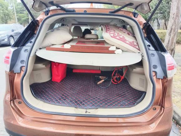 [上海·沪C] 二手日产奇骏2014款 2.0L CVT智领版 2WD