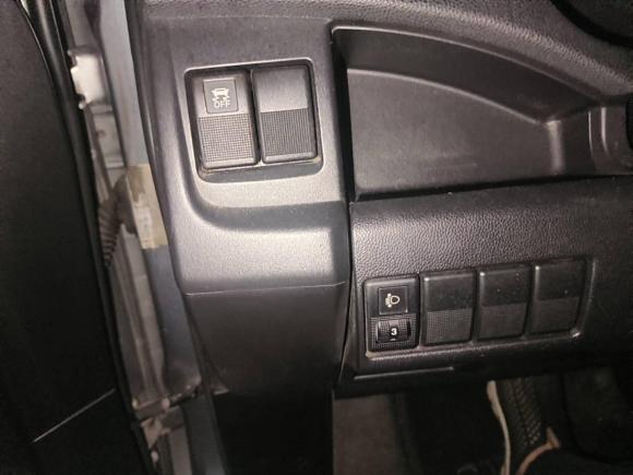 [广州·粤A] 二手马自达马自达52013款 2.0L 自动舒适型