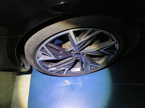 [上海·沪F] 二手奥迪奥迪A7L2022款 45 TFSI quattro S-line 黑武士版