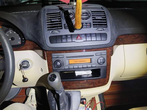 [上海·沪A] 二手奔驰威霆2013款 2.1T 精英版