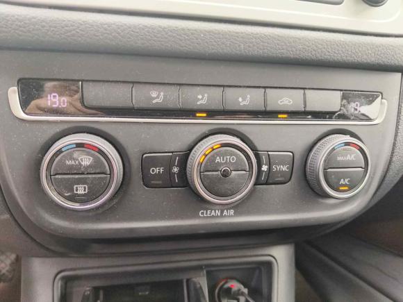 [上海·沪C] 二手大众途观2016款 300TSI 自动两驱舒适版