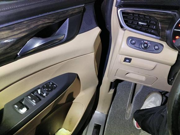 [广州·粤A] 二手别克别克GL82017款 ES 28T 豪华型 国V