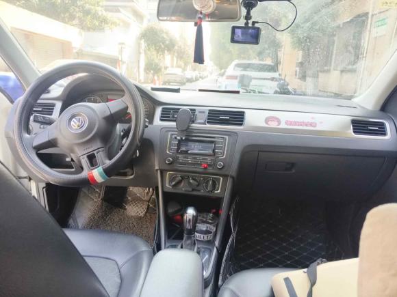 [上海·鲁N] 二手大众桑塔纳2013款 1.6L 自动舒适版