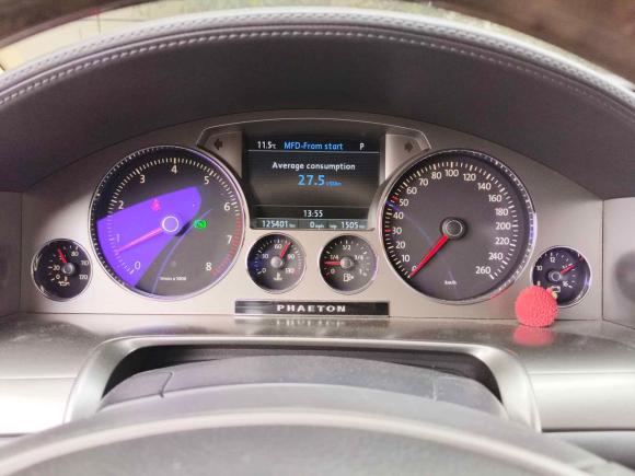 [上海·川G] 二手大众辉腾2011款 3.6L V6 4座加长Individual版