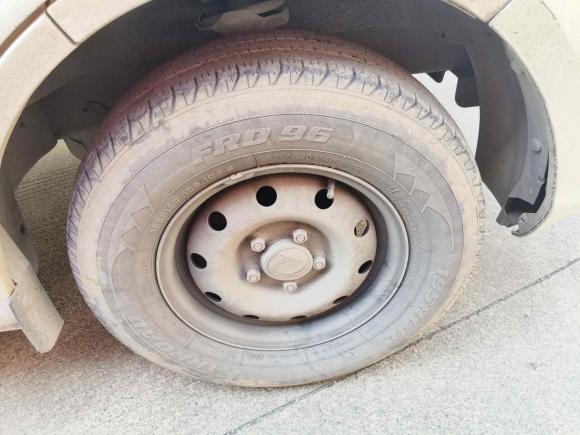 [杭州·浙A] 二手东风御风御风EM262023款 标准版 41.472kWh 河南锂动