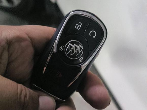 [上海·苏U] 二手别克昂科拉2018款 18T 自动两驱都市精英型