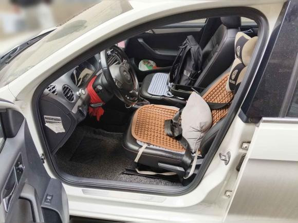 [成都·川A] 二手大众捷达2015款 1.4TSI 自动运动型