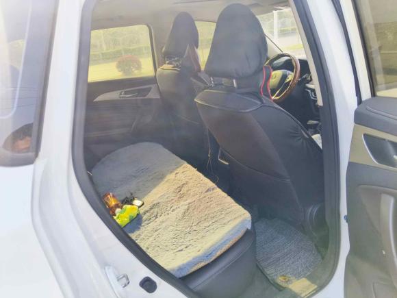 [上海·皖S] 二手长安长安CS35PLUS2019款 1.6L 自动畅联版