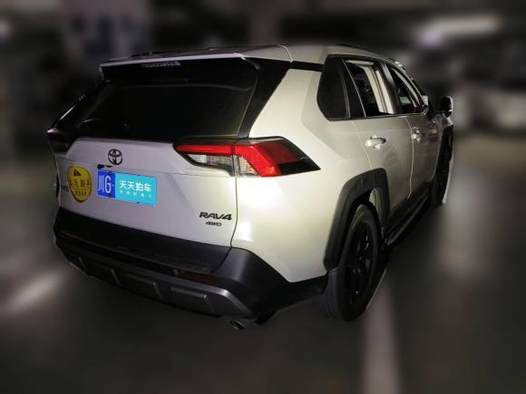[成都·川G] 二手丰田RAV4荣放2022款 2.0L CVT四驱风尚Plus版