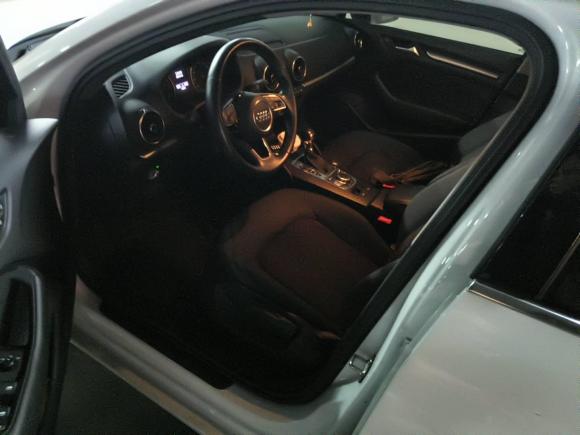 [苏州·苏E] 二手奥迪奥迪A32018款 30周年年型 Limousine 35 TFSI 进取型