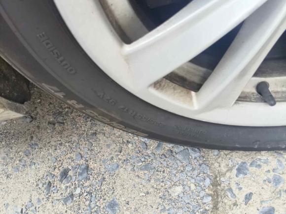 [济南·鲁A] 二手宝马宝马5系2011款 523Li 领先型