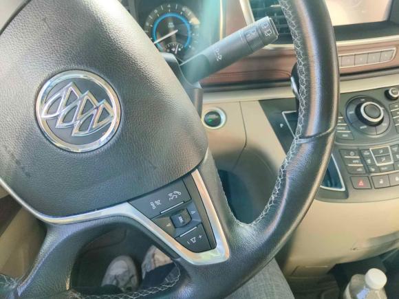 [上海·沪B] 二手别克别克GL82014款 3.0L XT豪华商务旗舰版