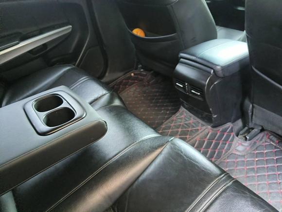 [苏州·苏E] 二手本田歌诗图2012款 2.4L 豪华版