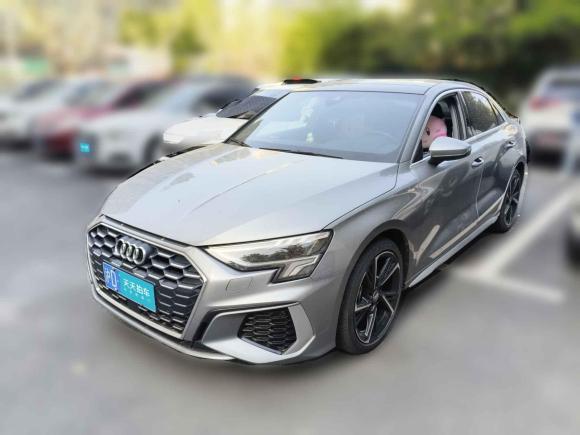 奥迪奥迪A32021款 A3L Limousine 35 TFSI 时尚运动型「上海二手车」「天天拍车」