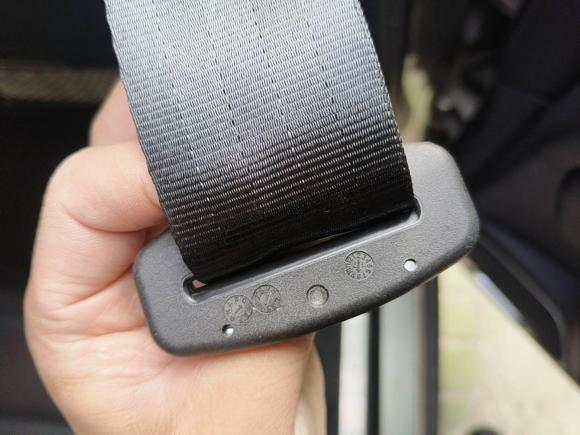 [深圳·粤B] 二手雪铁龙雪铁龙C52017款 350THP 自动豪华型