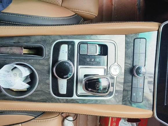 [深圳·粤B] 二手比亚迪秦新能源2017款 1.5T 尊贵型