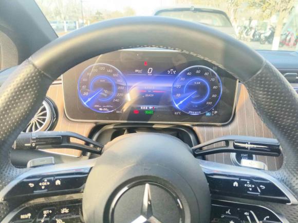 [南京·苏A] 二手奔驰奔驰EQE2022款 350 先锋版